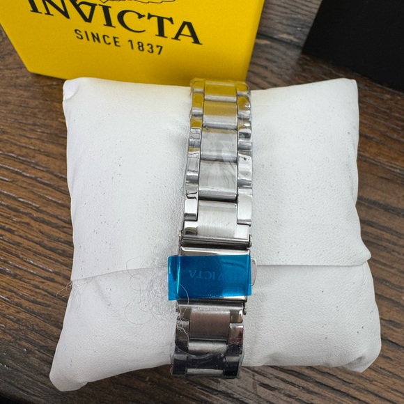 Invicta Silver Rectangular Watch - Picture 4 of 4